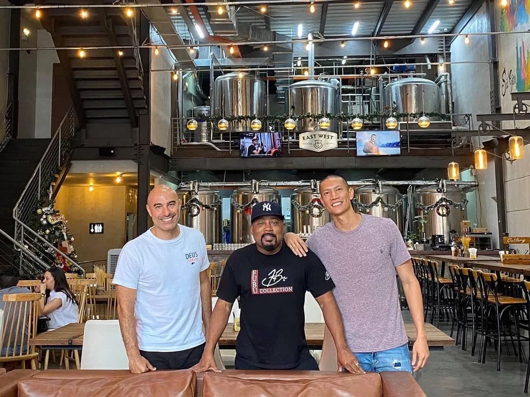 Daymond John: Shark Tank’s Daymond John visits East West Brewing · Ho Chi Minh City · 2019