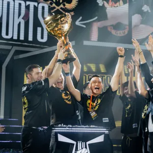 GAM Esports lifting the VCS trophy on stage in 2024