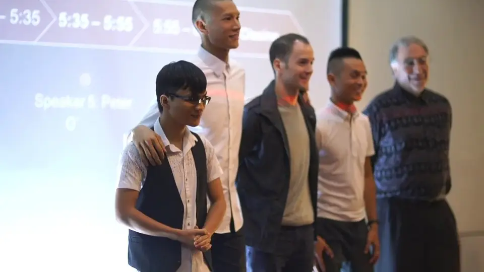 Play video: Hậu trường TEDxRMIT